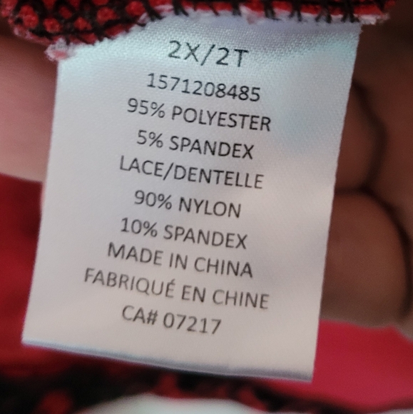 Sloane & Sadie Red and Black Velvet Top Plus Size 2X - Picture 4 of 4